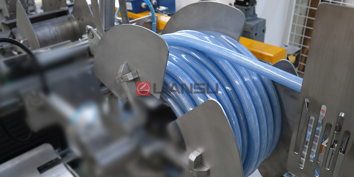 plastic hose coiler machine 4.jpg